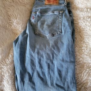 Levis jeans